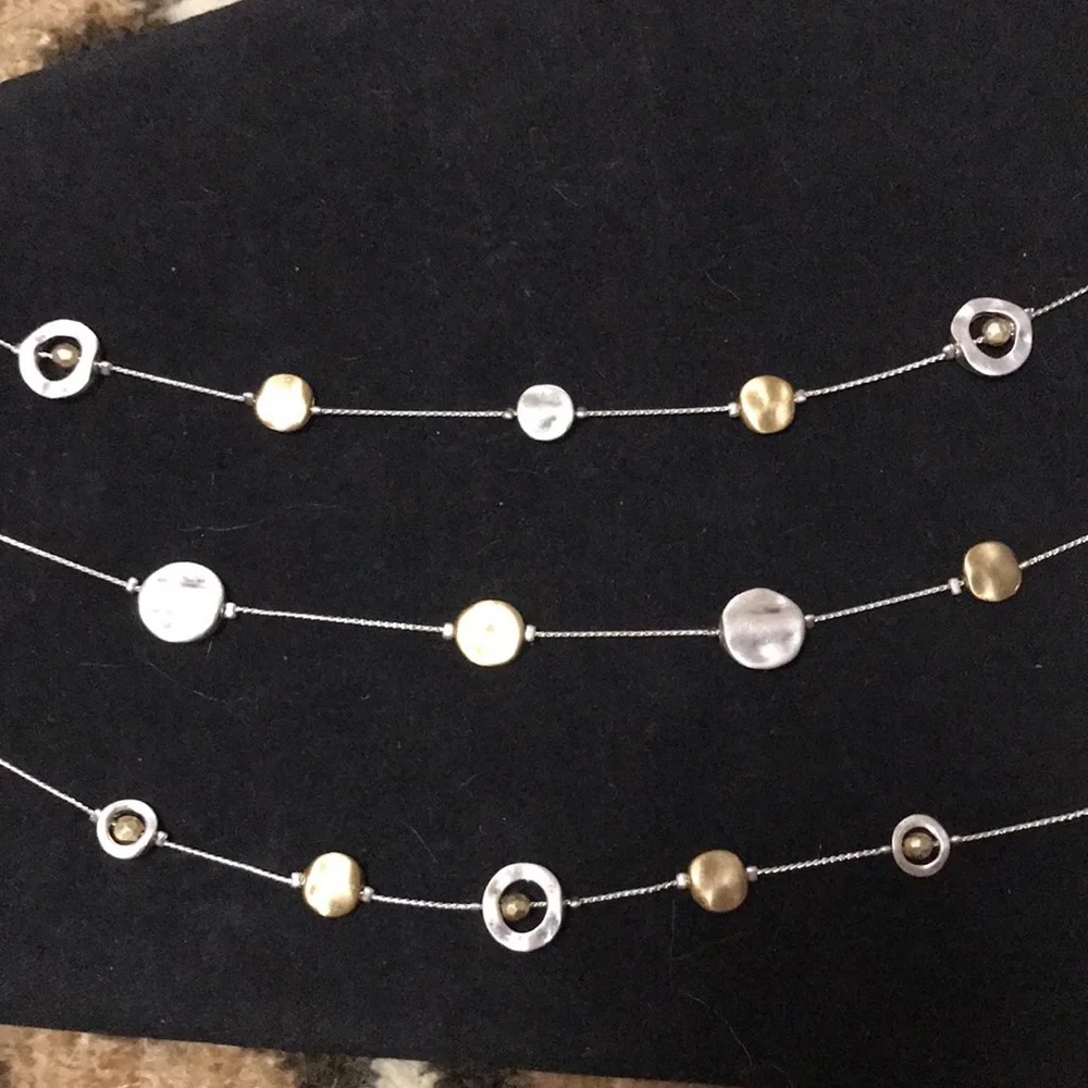 New York & Co triple strand necklace mixed metals NWT - Picture 5 of 5